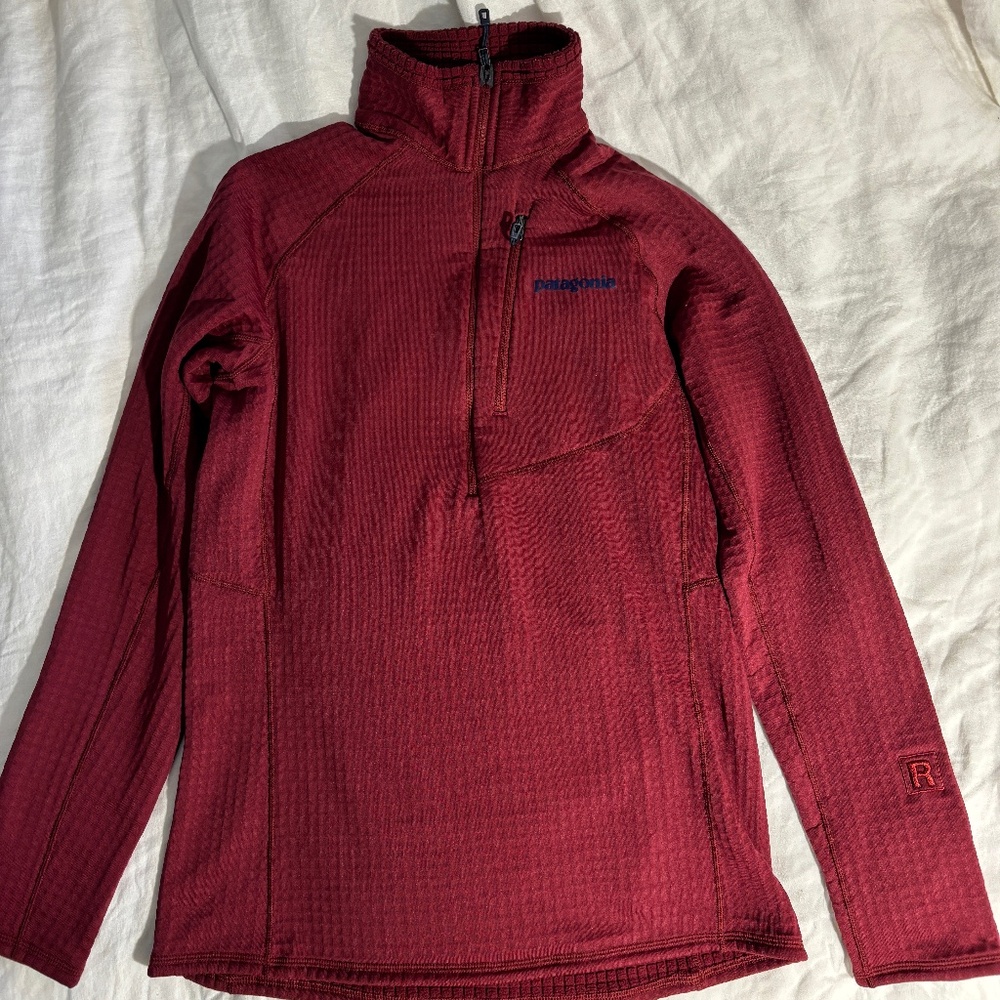 Patagonia Women's R1 Fleece Midlayer Pullover, size S, red.